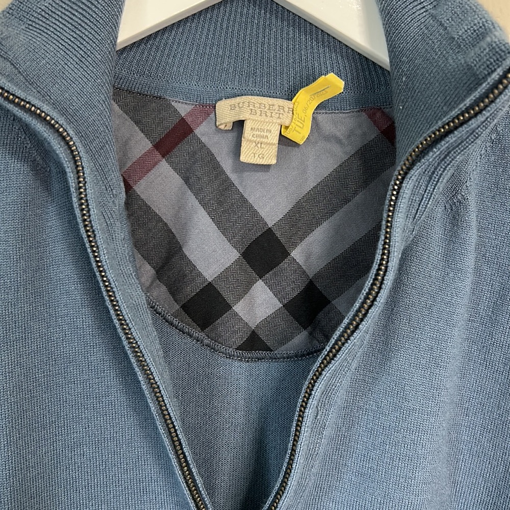 BURBERRY LONDON Men’s 1/4 Zip Nova Check Shoulder Patch Merino Wool Sweater XL
